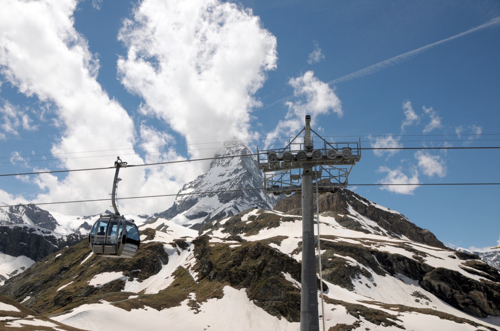 Cable car cabin on the line to Glacier Paradise